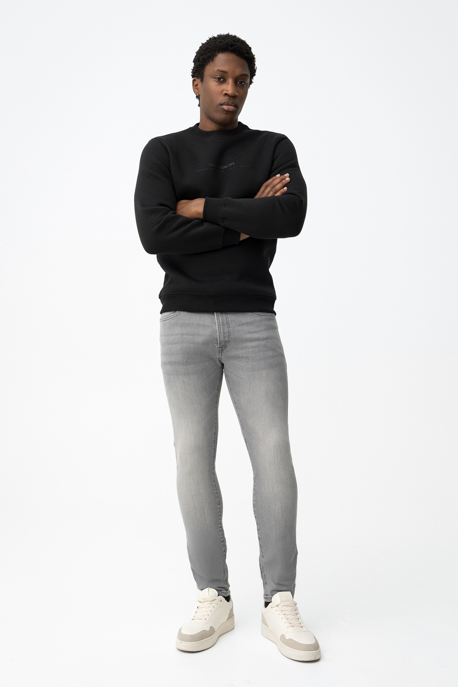 Jeans Slim Cinza Masculino