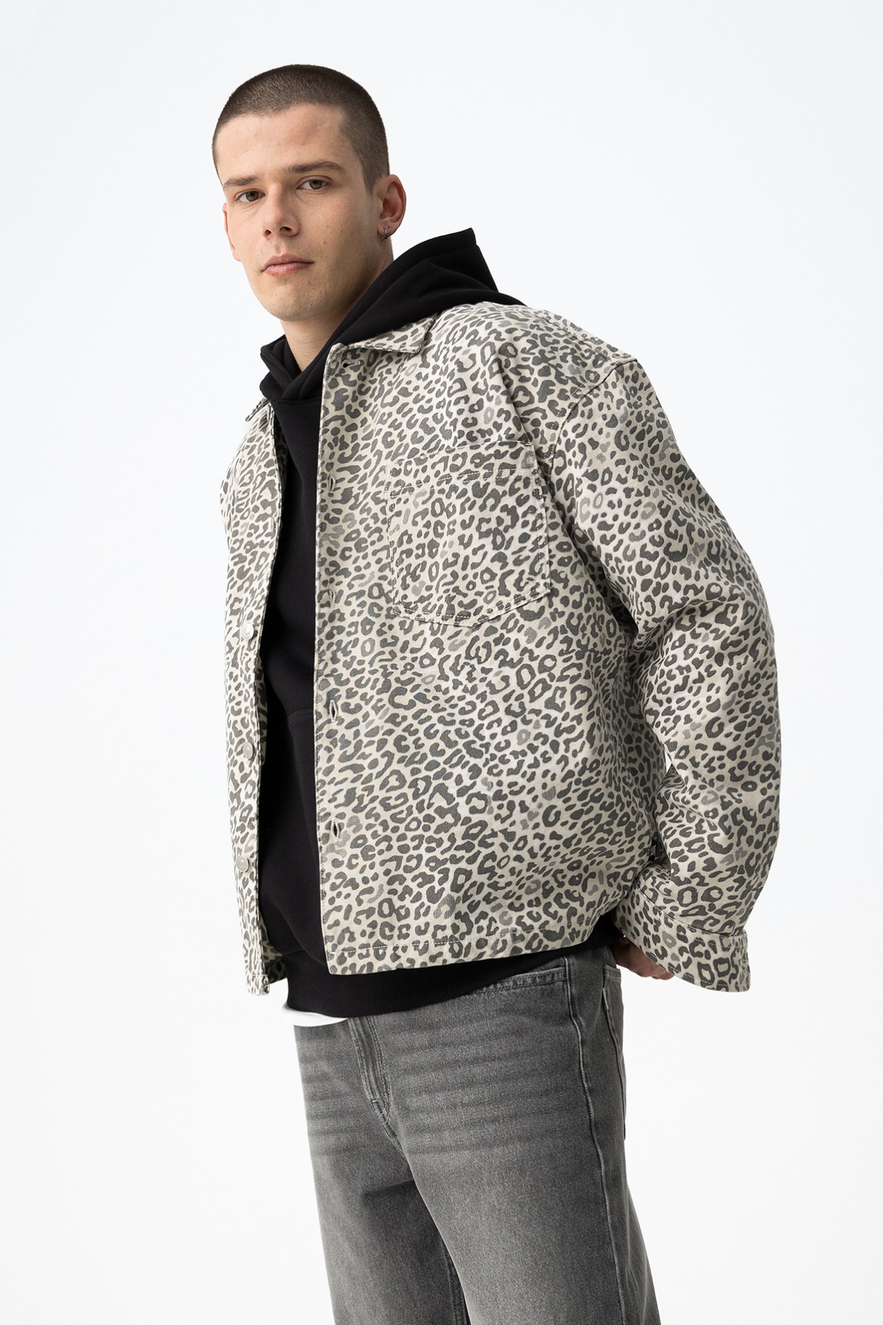 Camisa boxy estampado animal