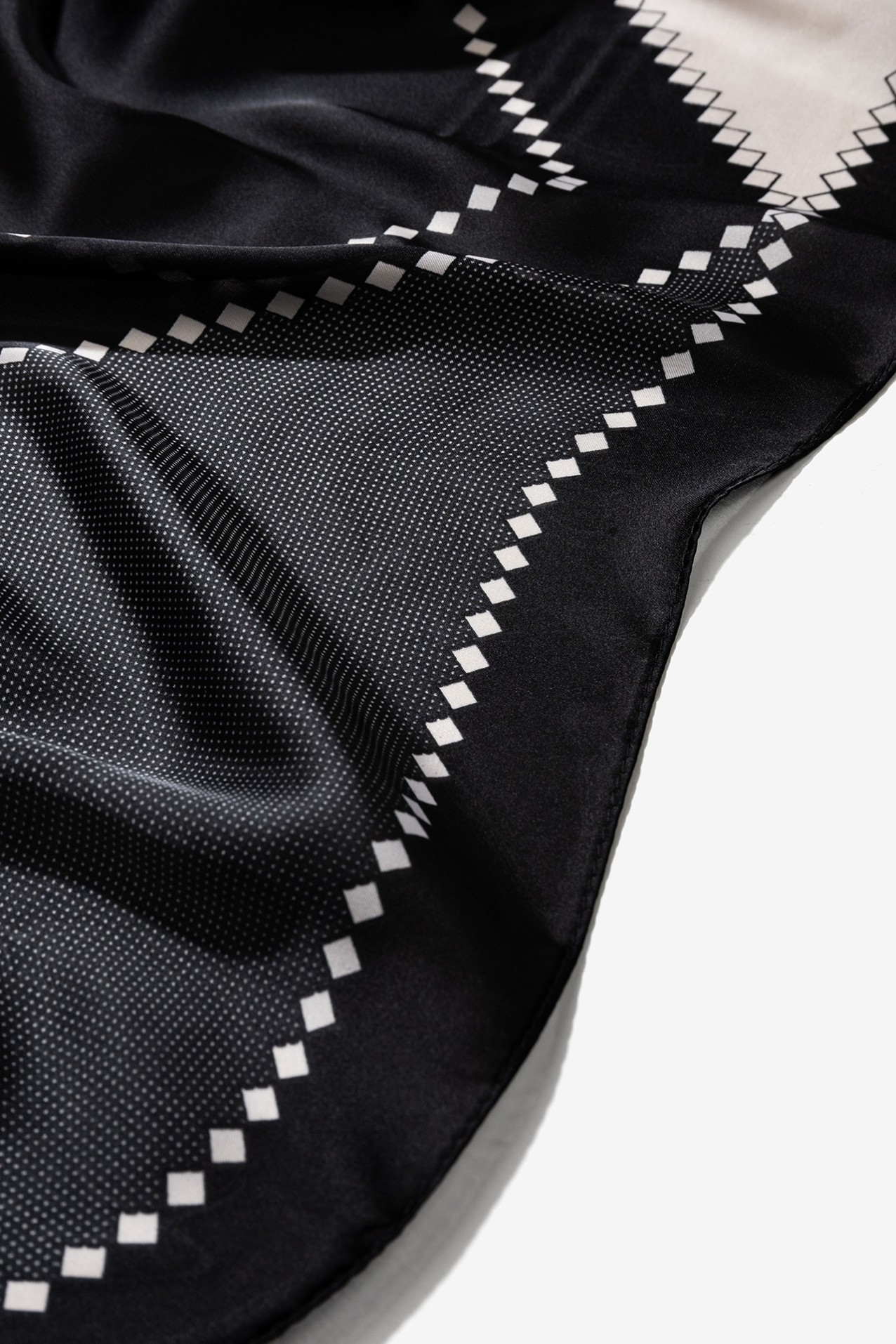 Black Geometric Pattern Scarf