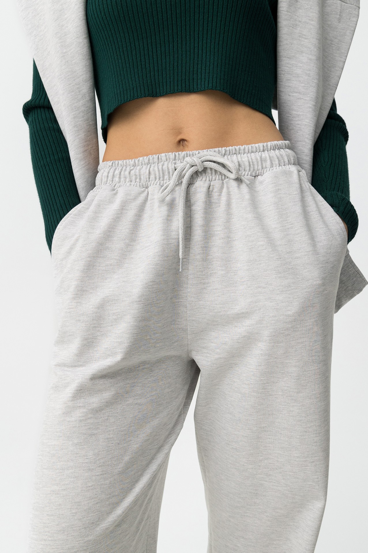 Pantalones anchos grises