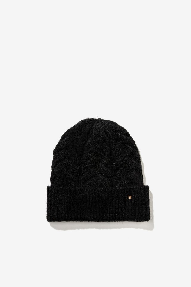 Gorro preto em malha