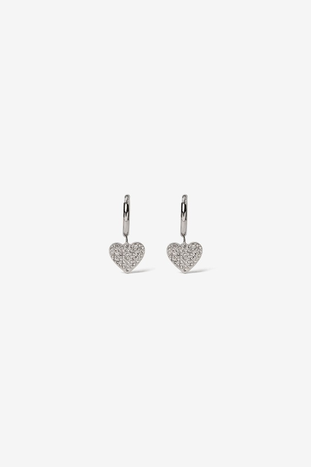 Pendientes de aro con corazones