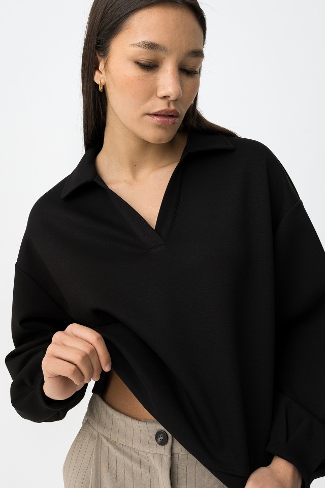 Black Relaxed Sweatshirt