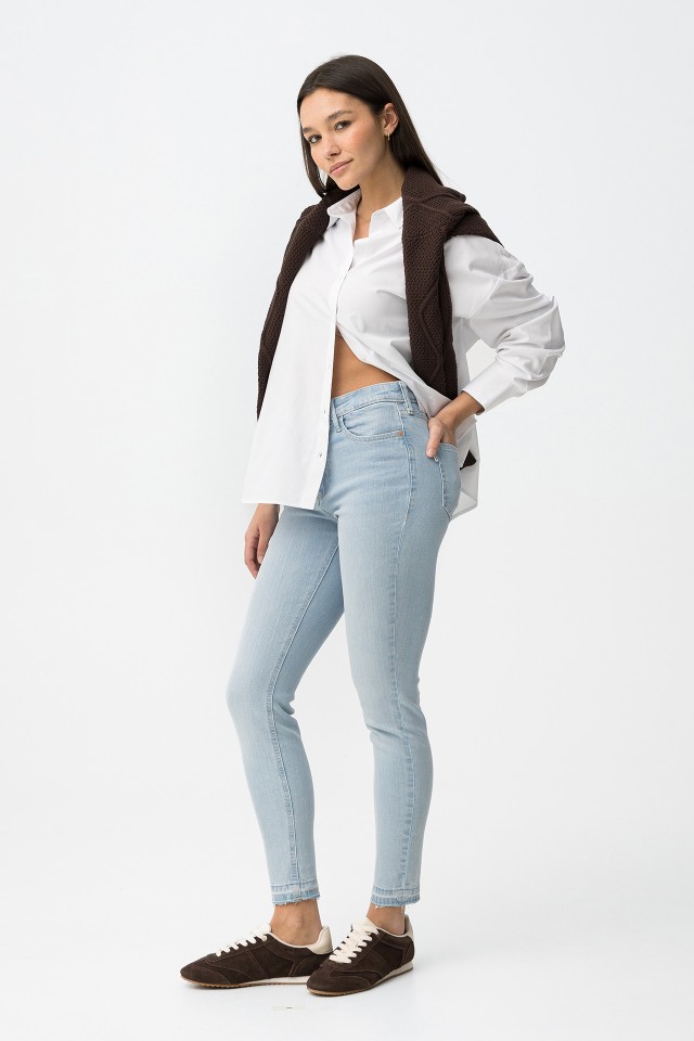 Lauren Skinny Light Blue Jeans Lauren Skinny Light Blue Jeans