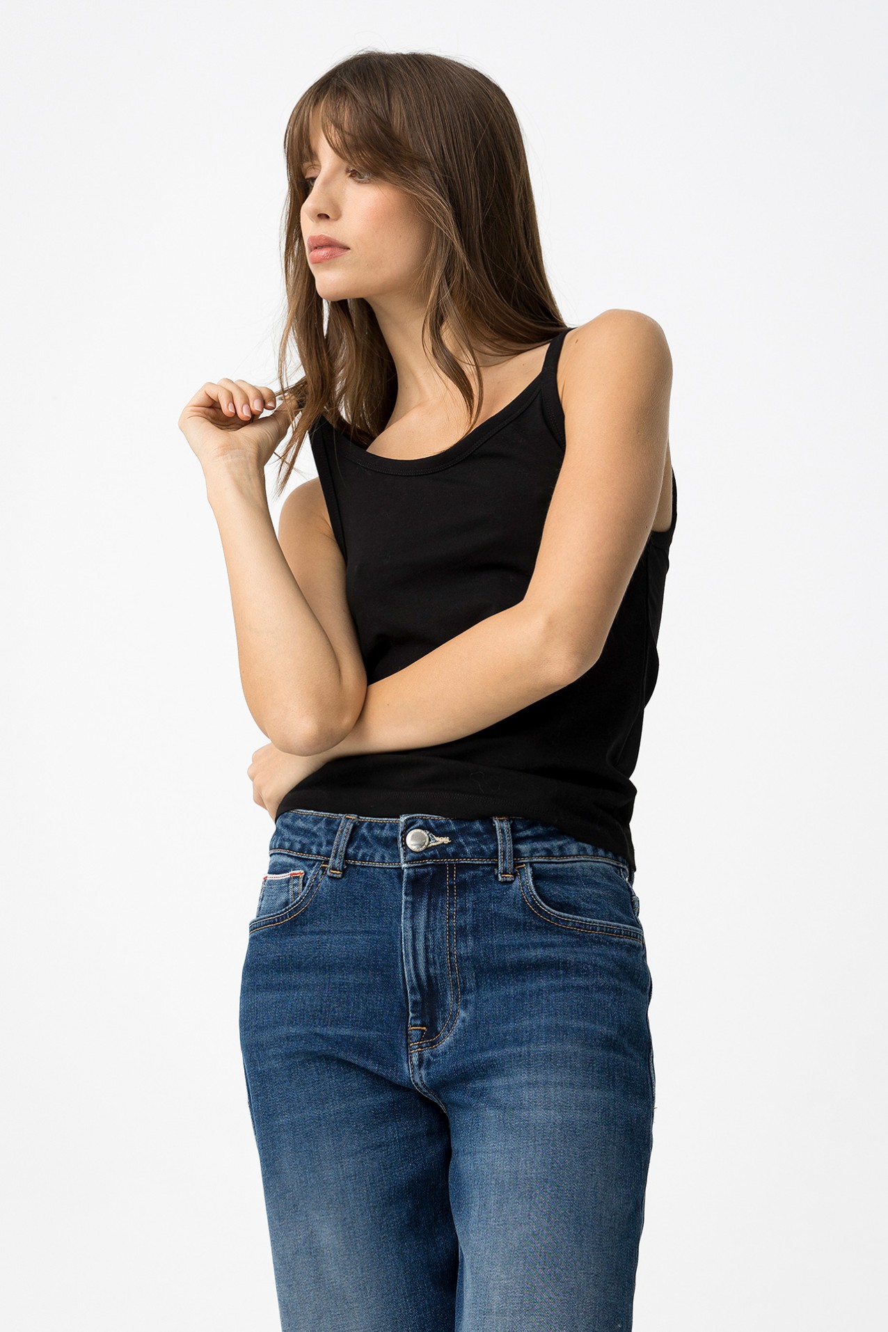 Black Fitted Minimal Tank