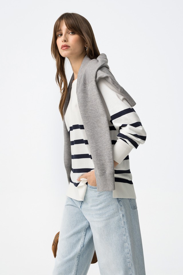 Camisola de rayas azul