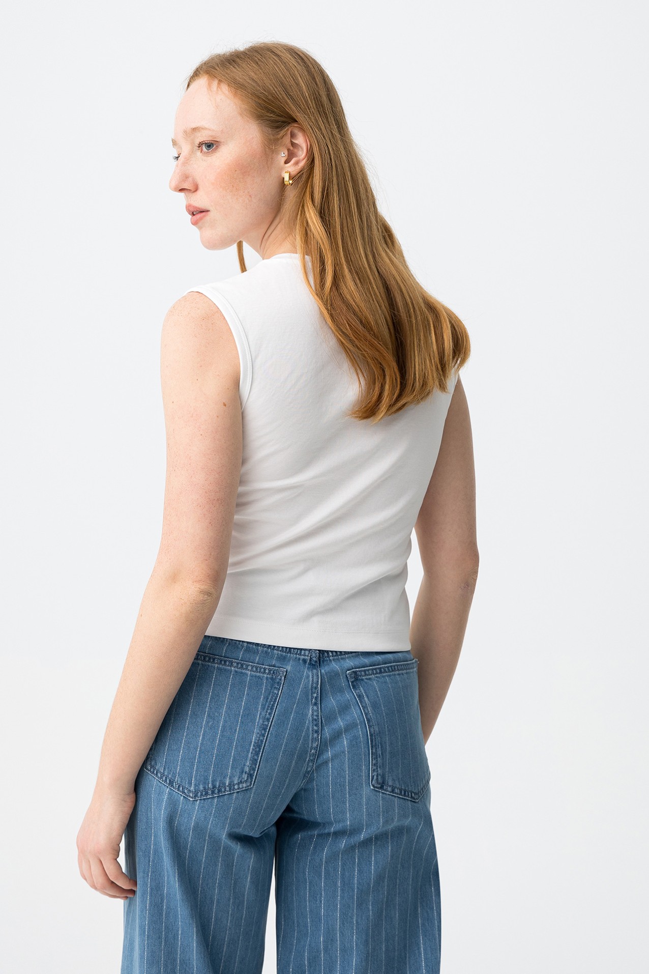 White Slim Fit Sleeveless Top