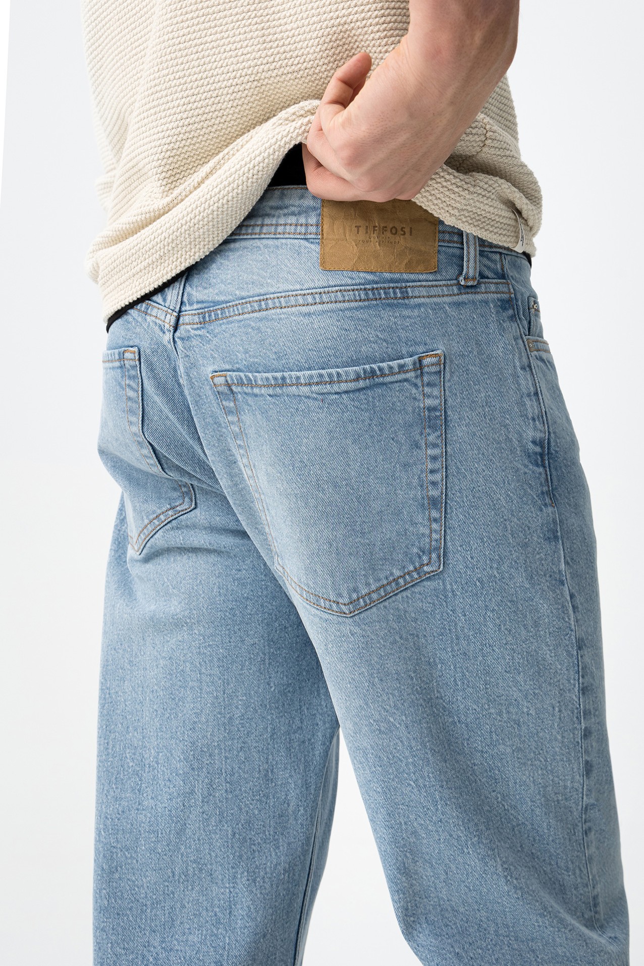 Thomas Loose Fit Jeans