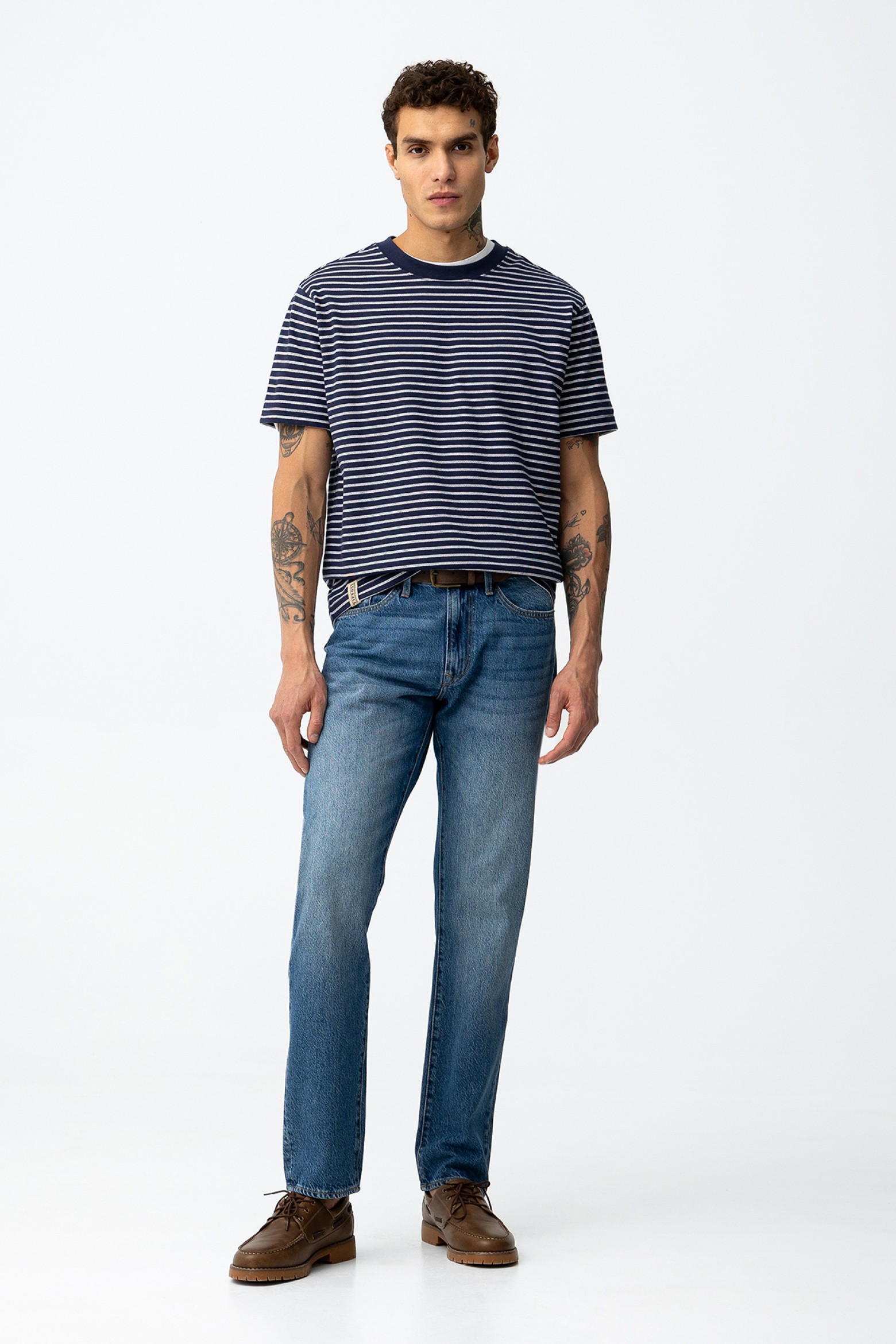 Jeans rectos azul clásico