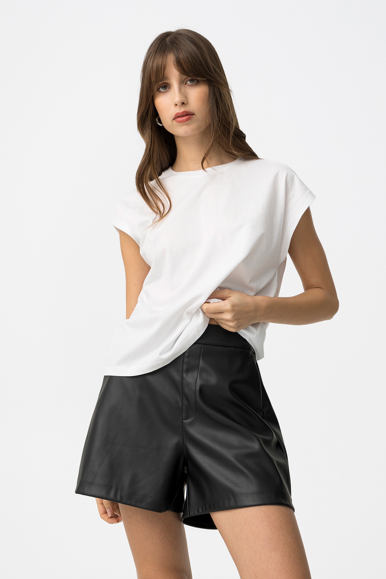 Camiseta blanca manga corta