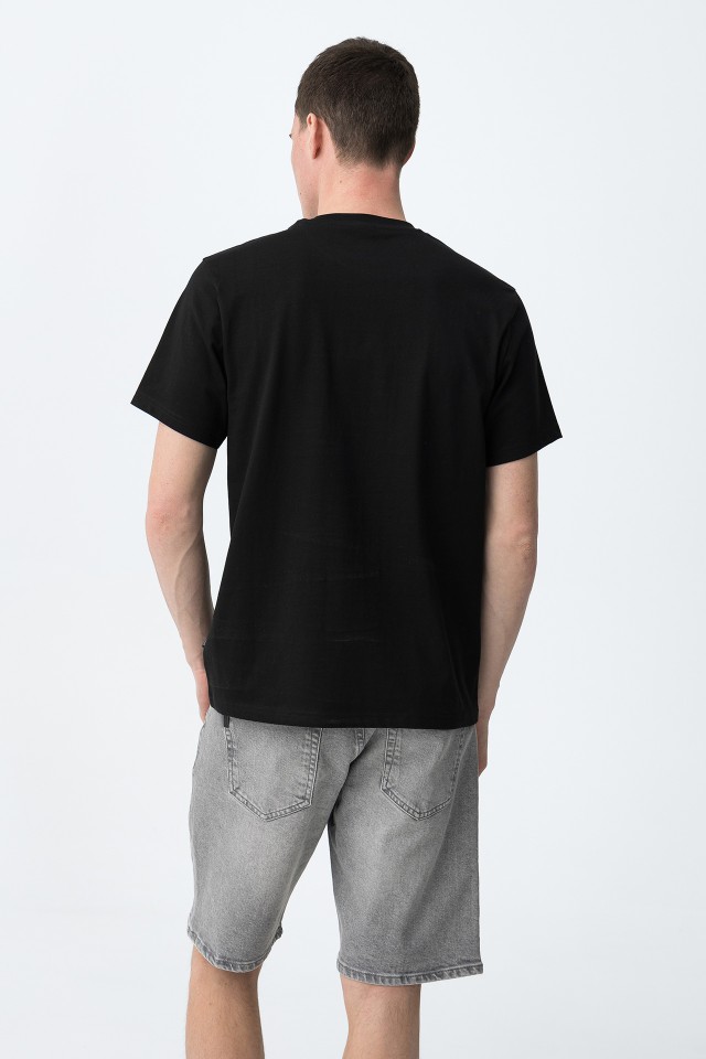 Black Slim Fit T-shirt Black Slim Fit T-shirt