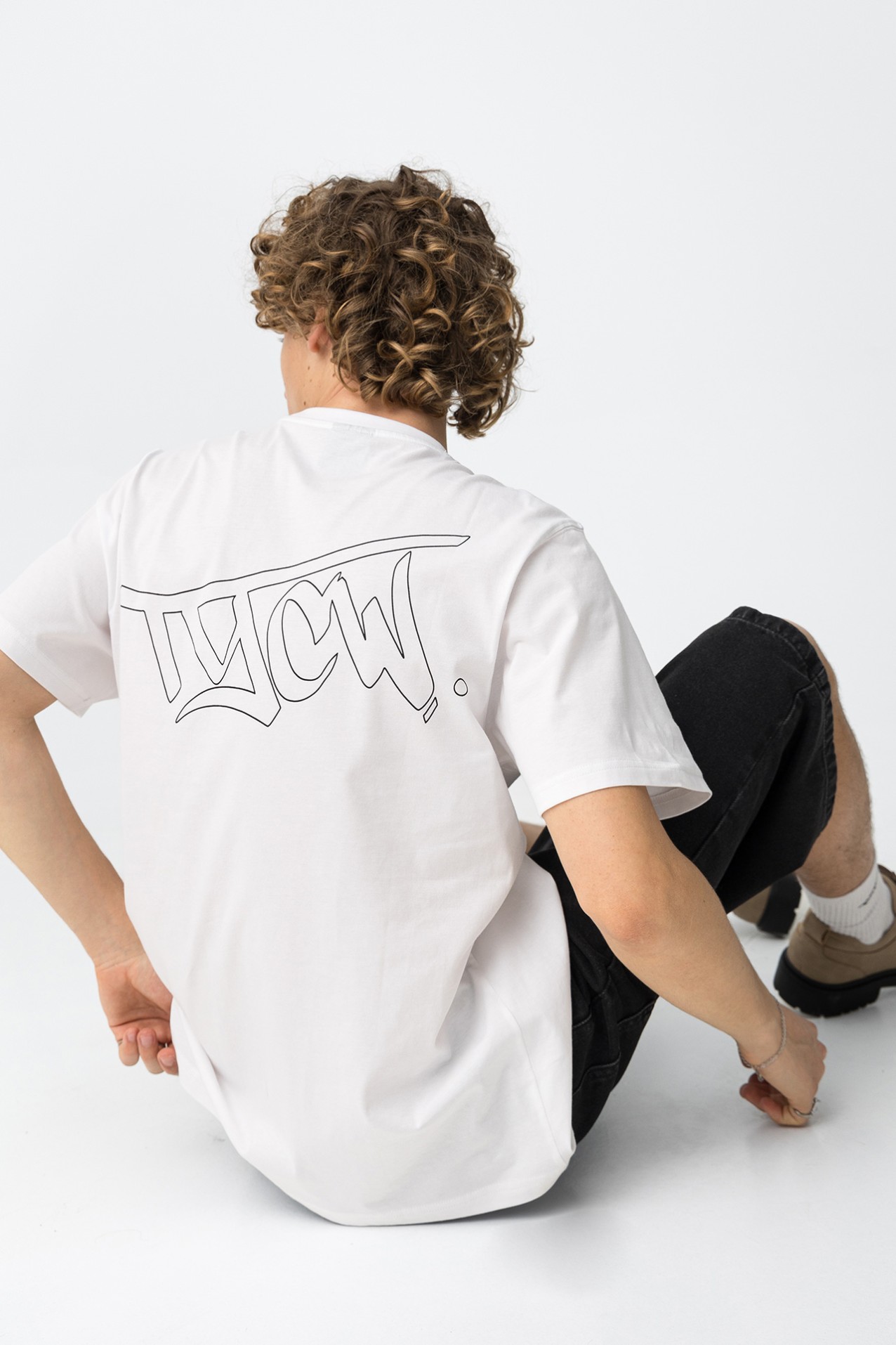 White Oversize Graphic T-shirt