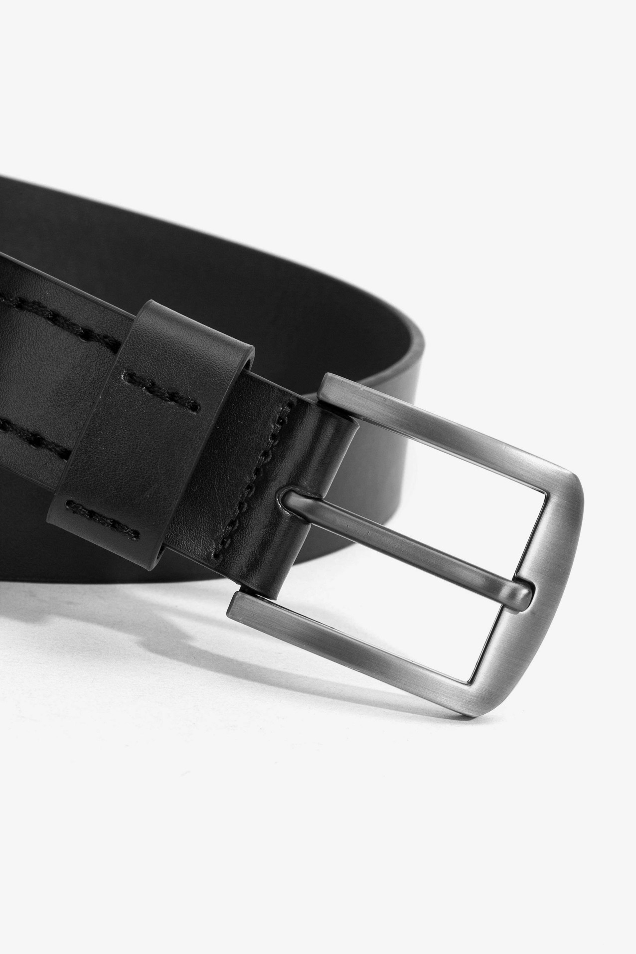 Black Jeans Belt