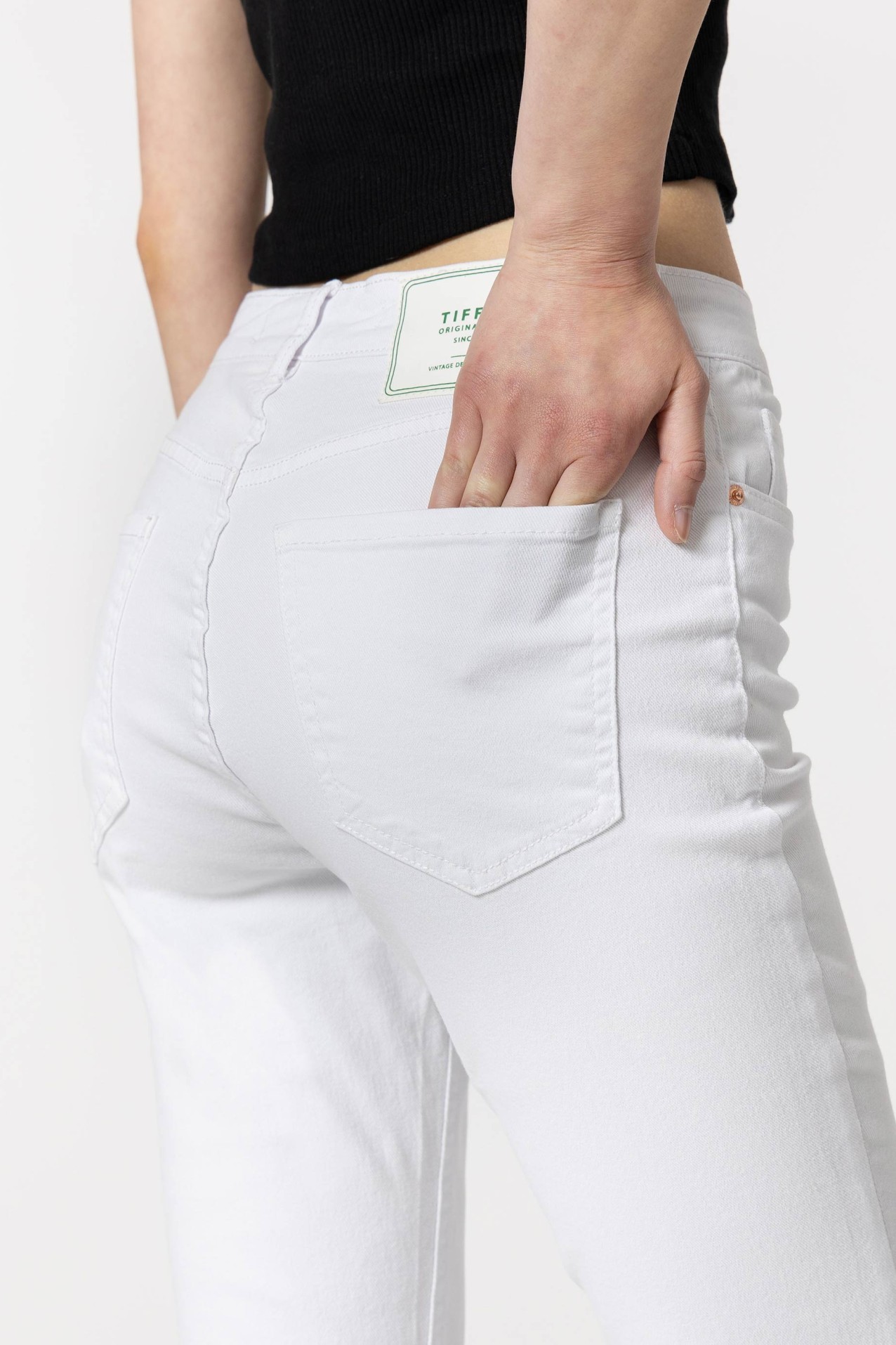 Jeans Megan Cropped Flare Cintura Alta