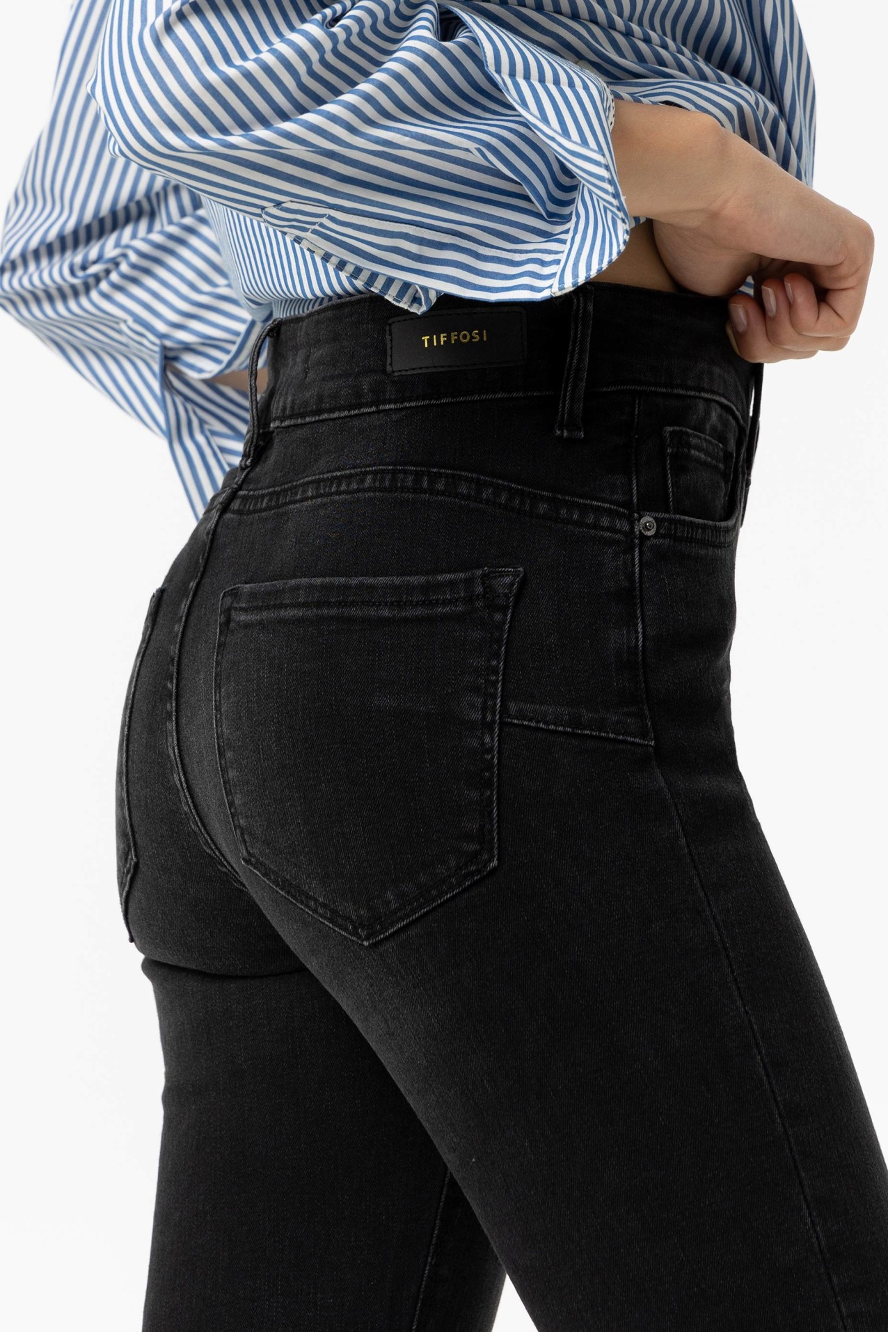 Light Push-Up Bootcut Jeans