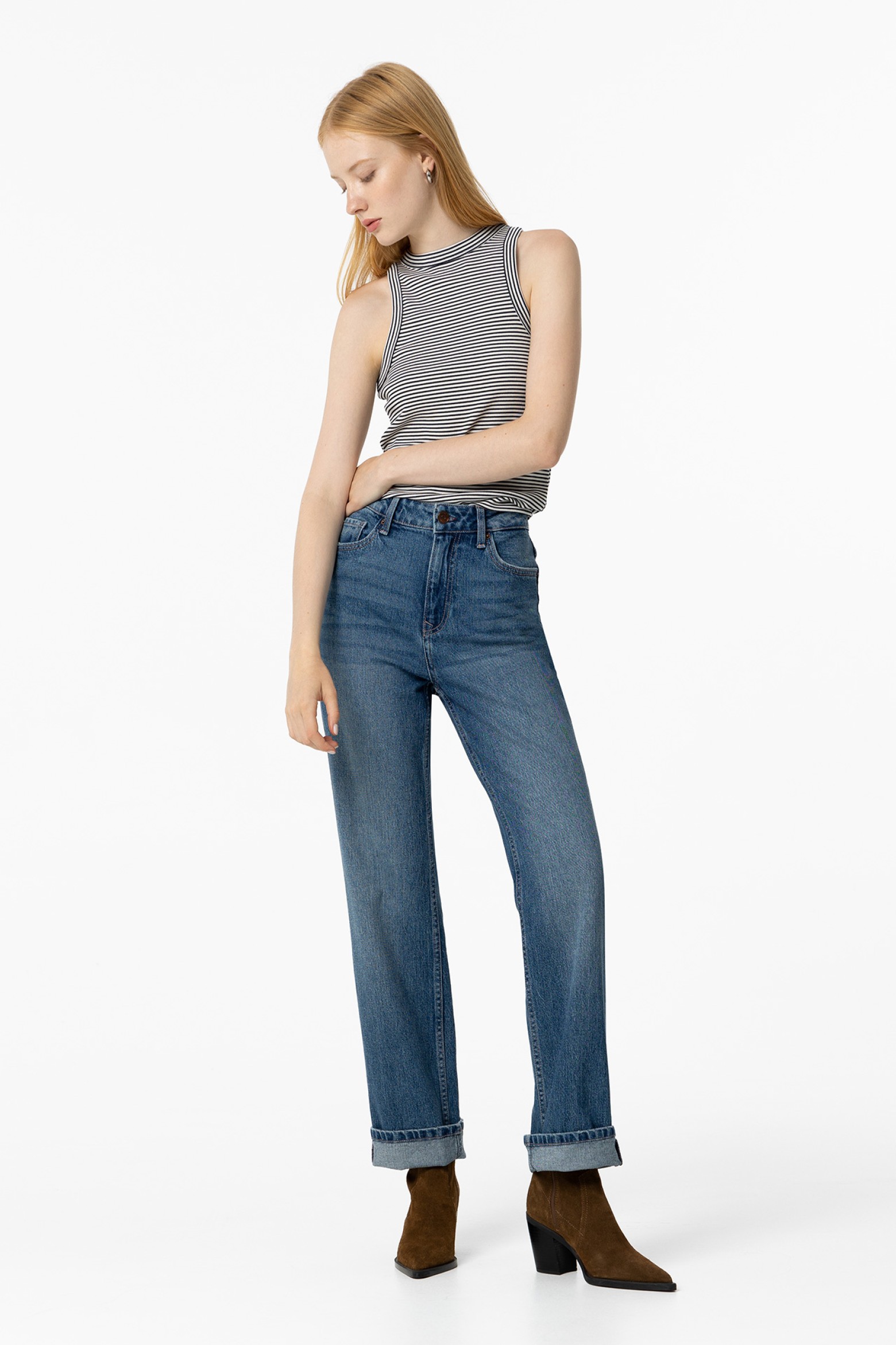 Amy Straight Fit Jeans