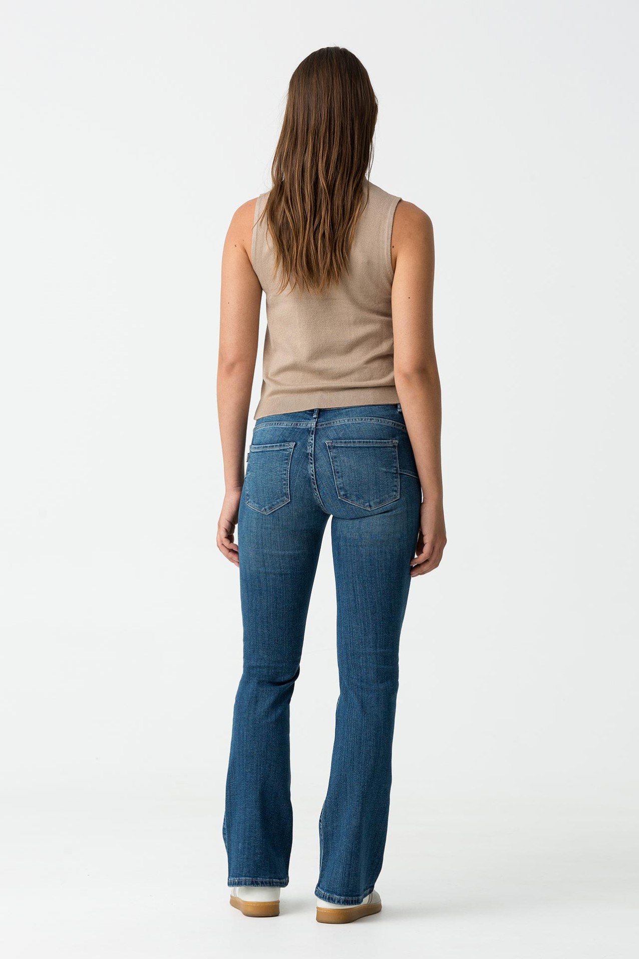 Light Push-up Bootcut Jeans
