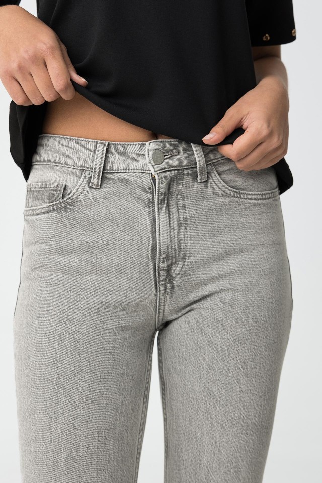 Amy Straight Fit Jeans Amy Straight Fit Jeans