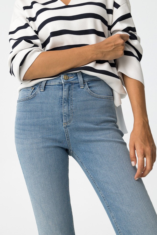 Jeans Zoe Flare Fit Jeans Zoe Flare Fit