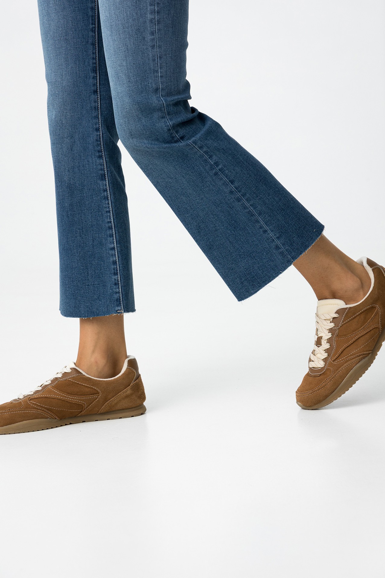 Cropped Flare Jeans