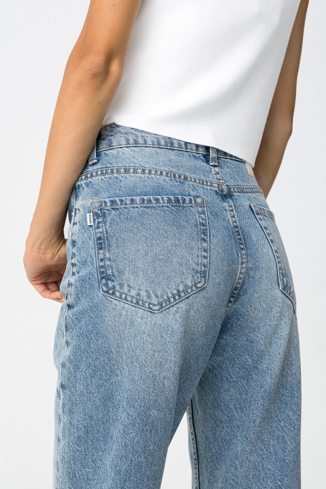 Mom Tapered Jeans Mom Tapered Jeans