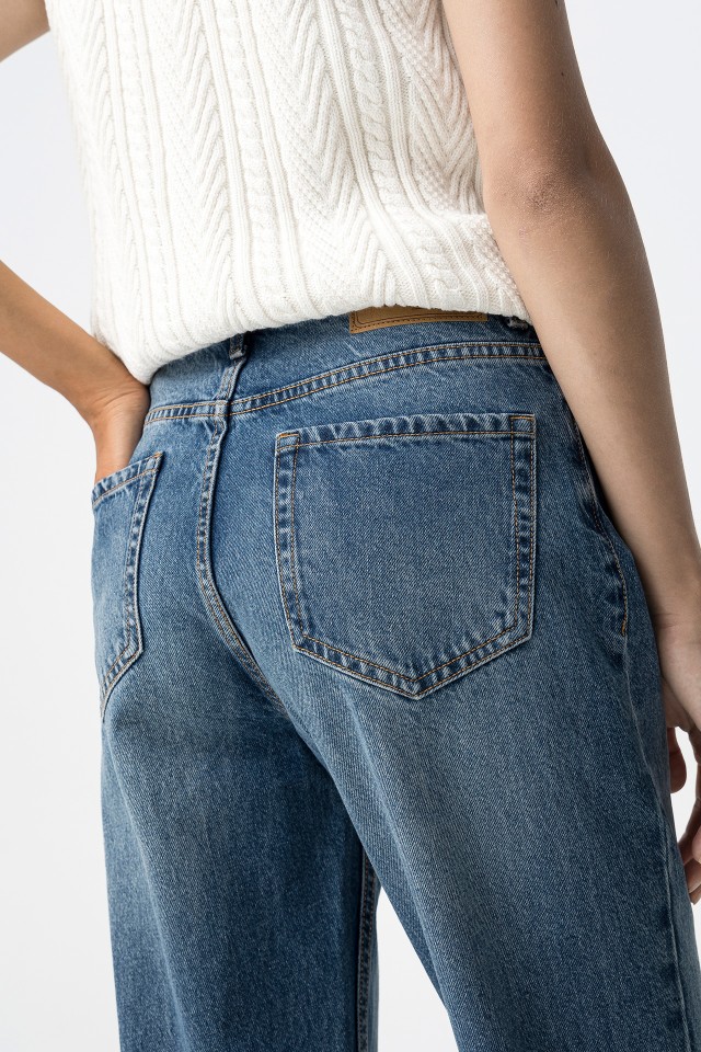 Mom Tapered Jeans Mom Tapered Jeans