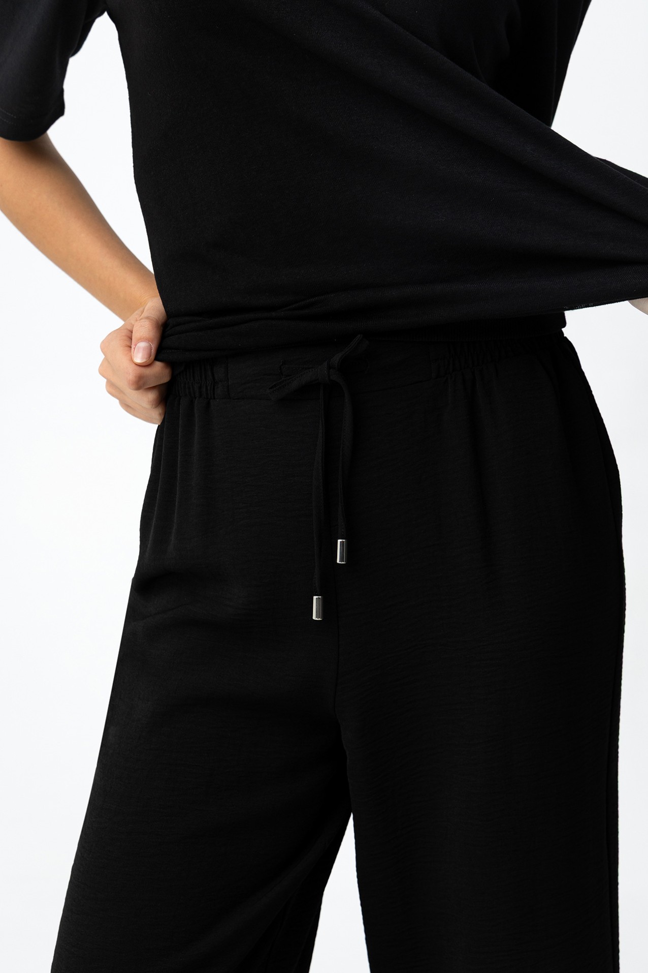Black Wide Crop Pants