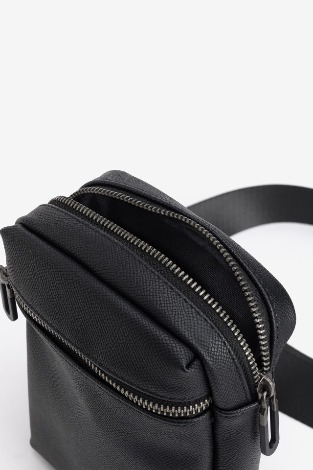 Black Minimal Phone Pouch Black Minimal Phone Pouch