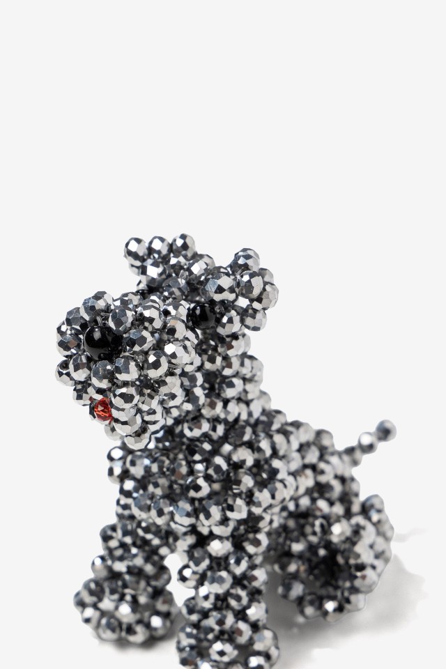 Llavero perro plateado chic Llavero perro plateado chic