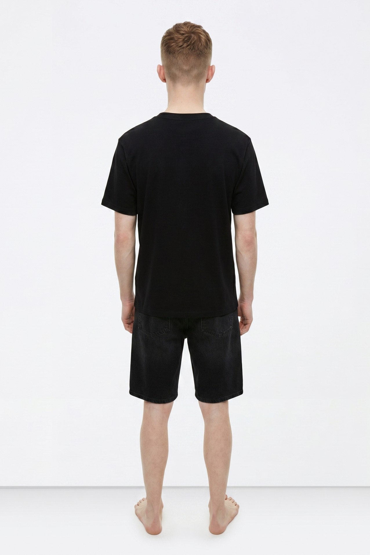 Black Short Sleeve Tee
