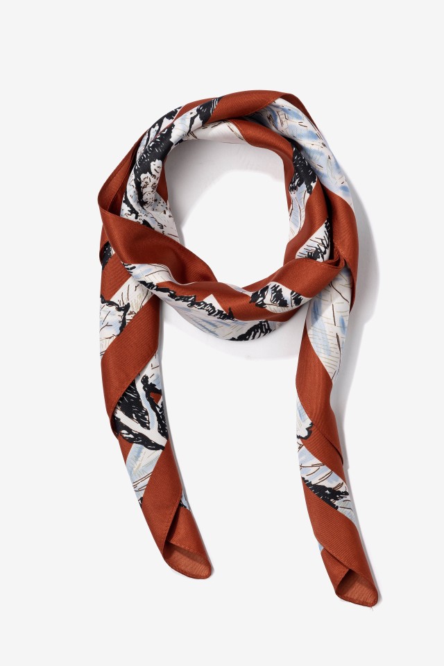 Len�o azul com padr�o floral