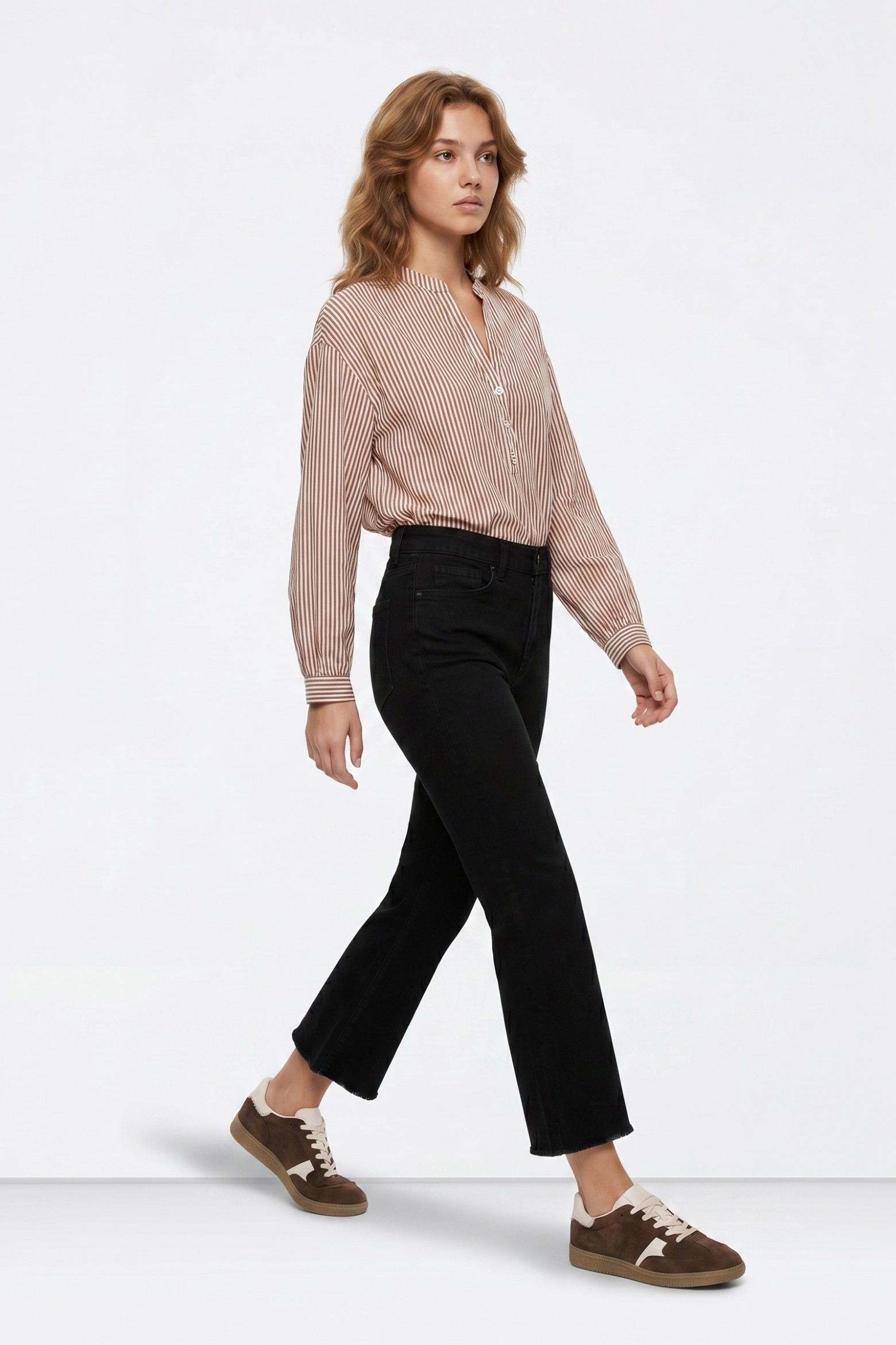 Megan Cropped Flare Jeans
