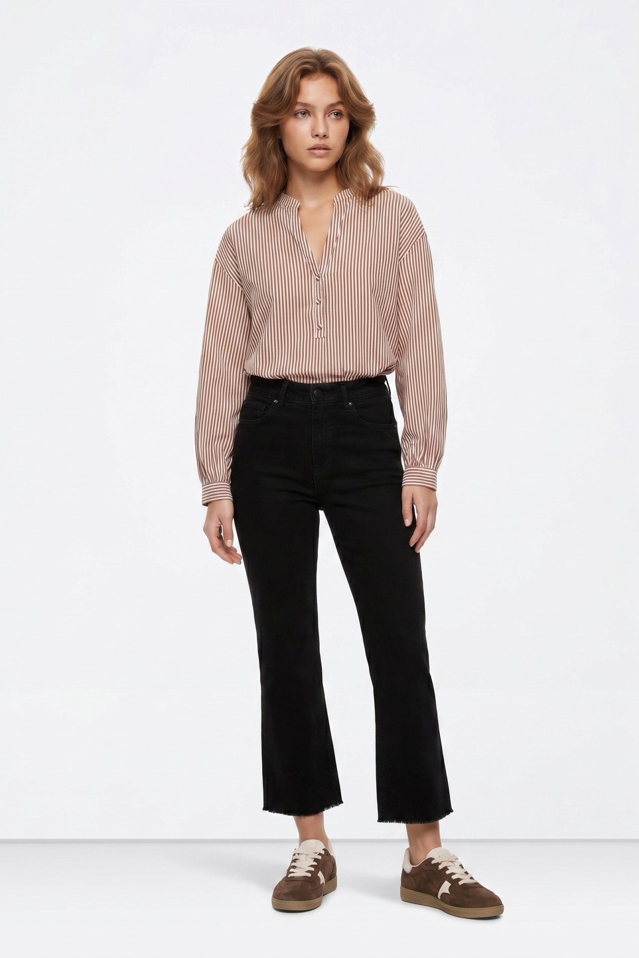 Megan Cropped Flare Jeans