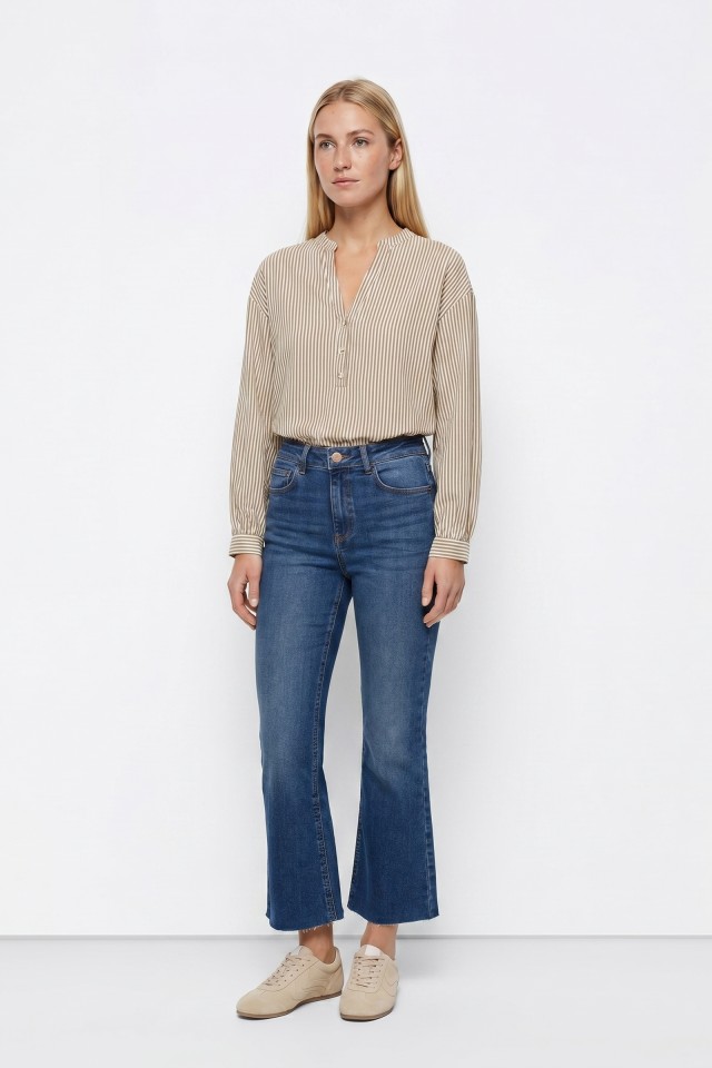 Megan Cropped Flare Jeans