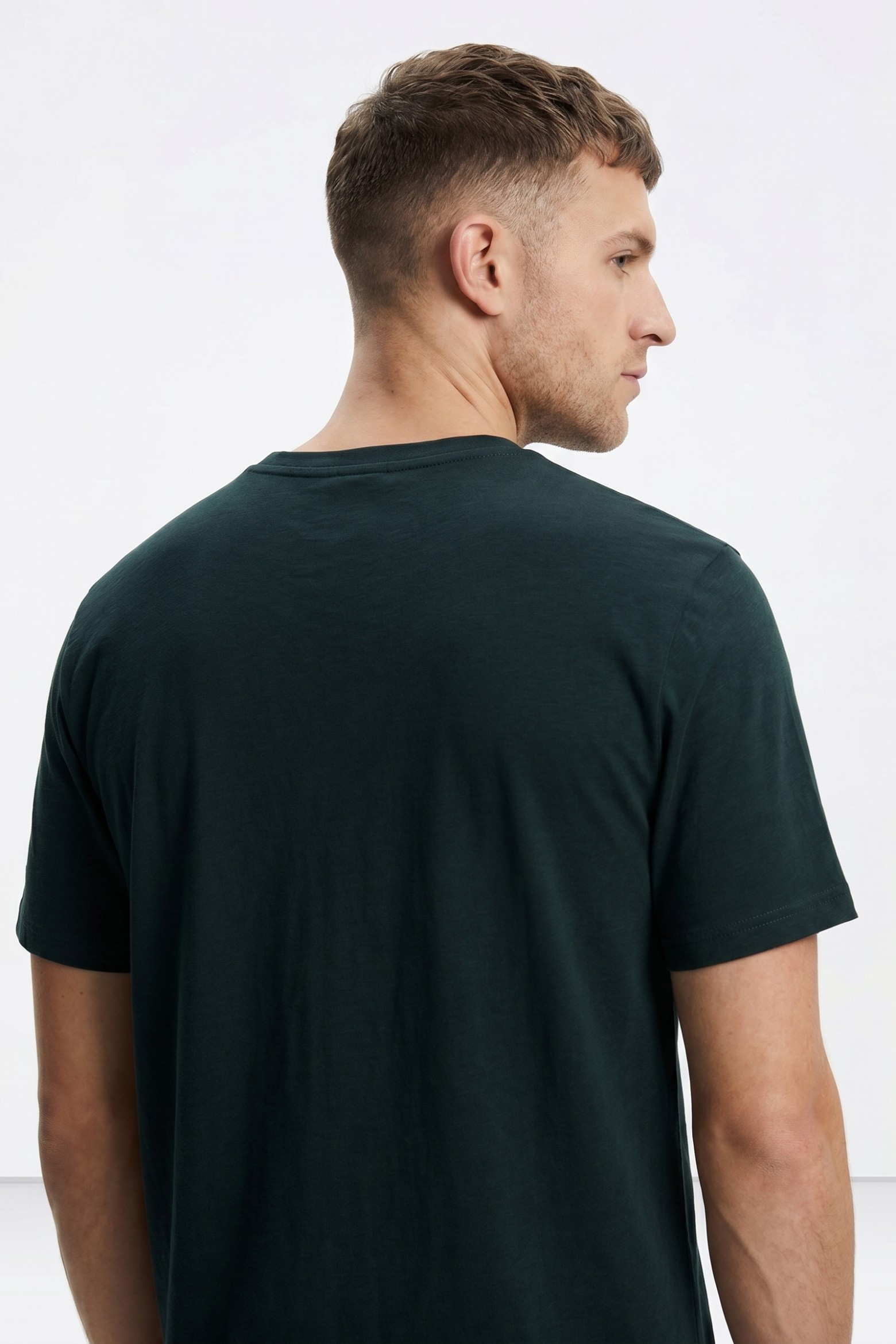 Camiseta verde corte recto