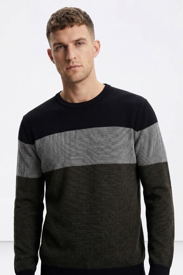 Green Colorblock Knit Sweater