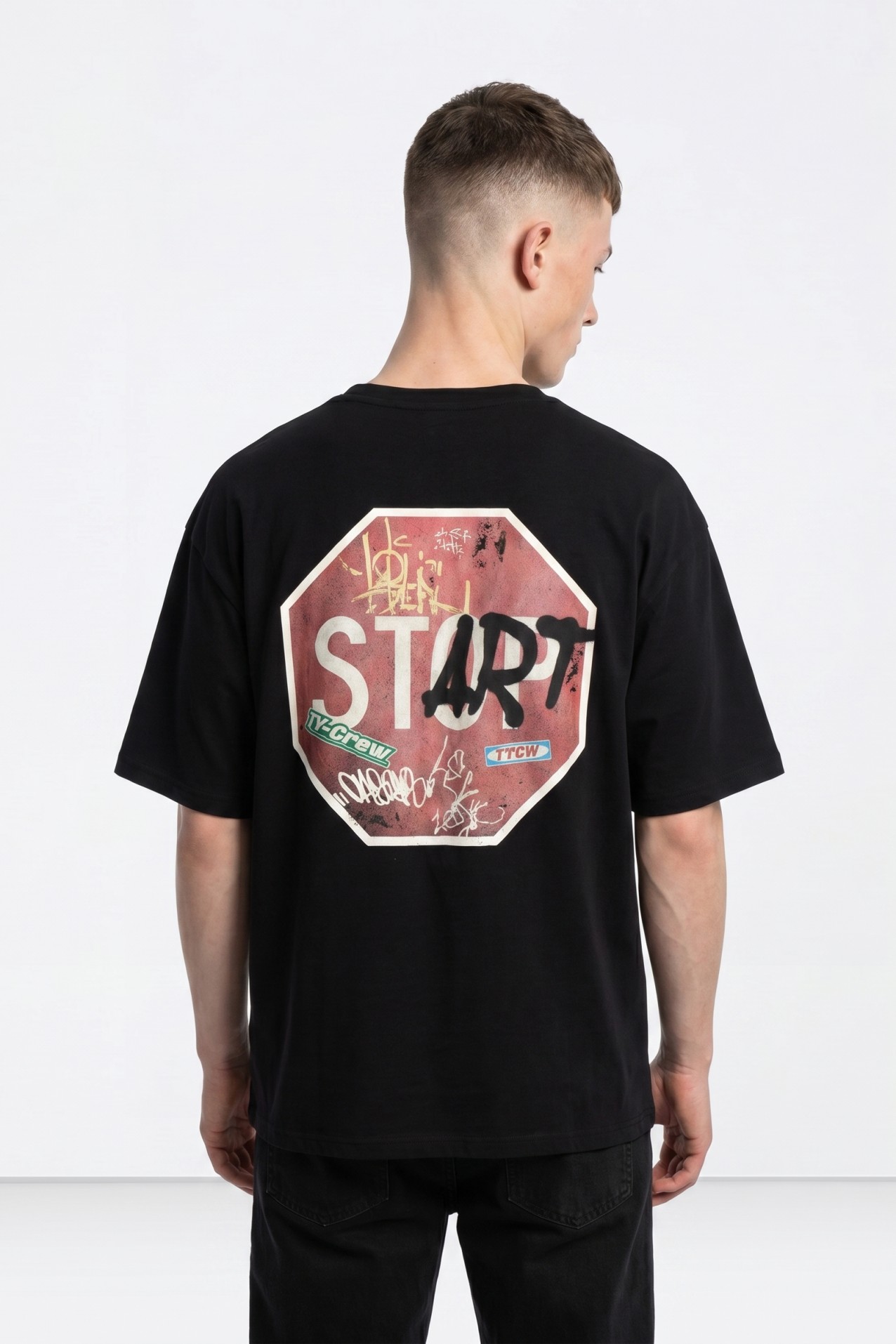 Camiseta negra oversized