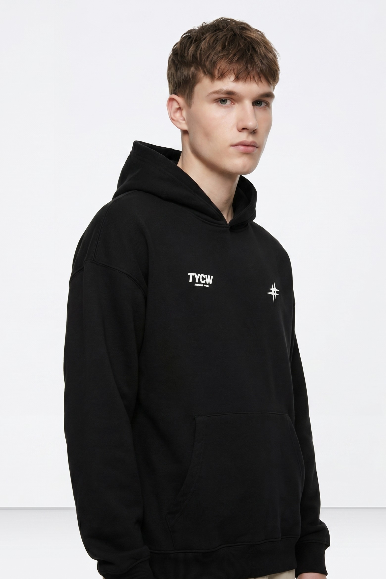 Hoodie preto oversize estampado