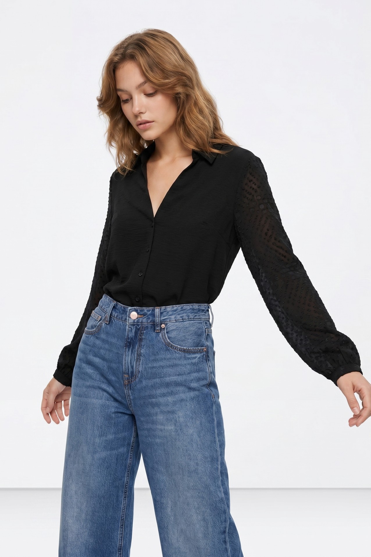 Camisa preta mangas longas