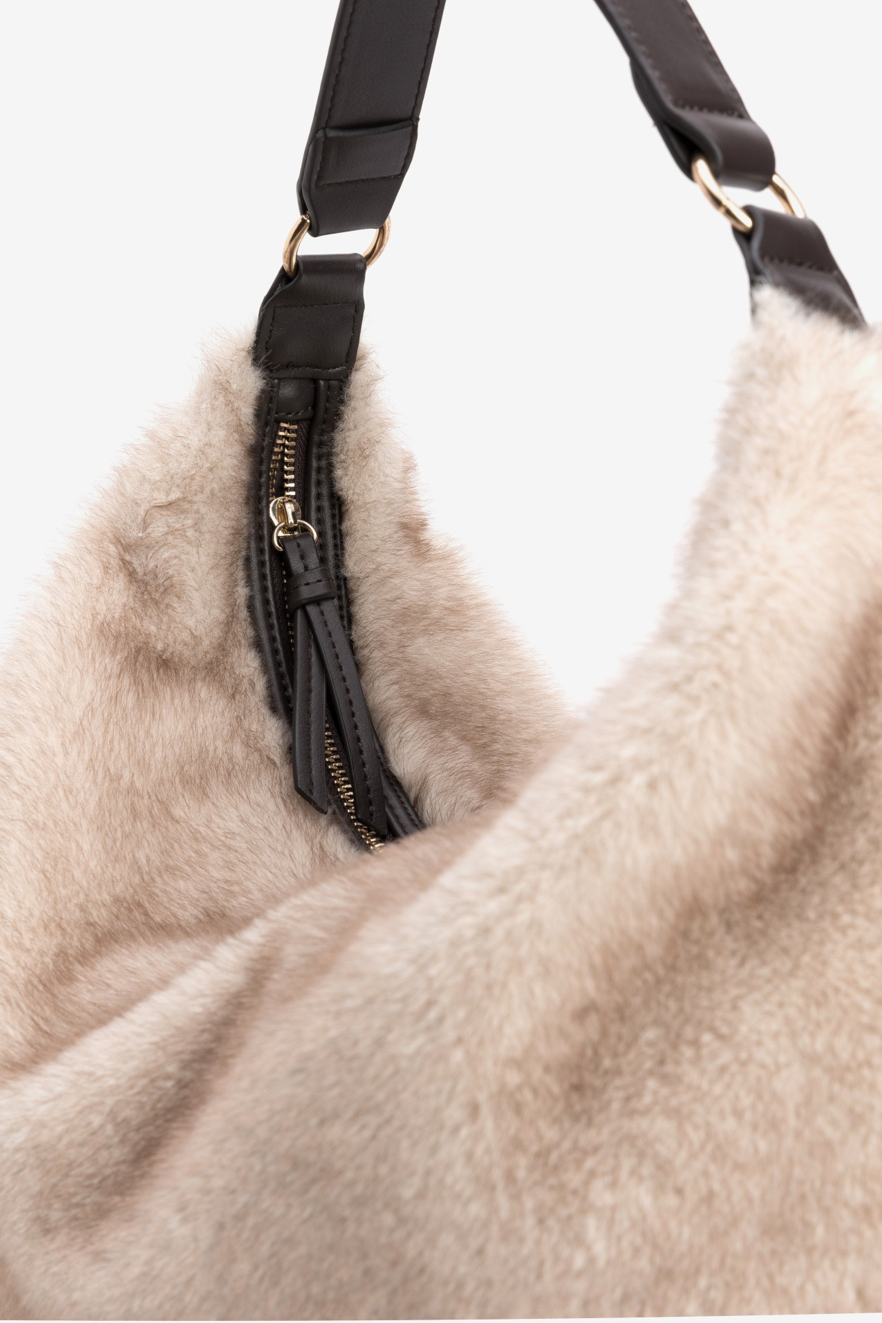 Bolso beige de pelo