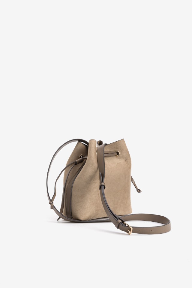 Bolso bucket beige minimalista Bolso bucket beige minimalista