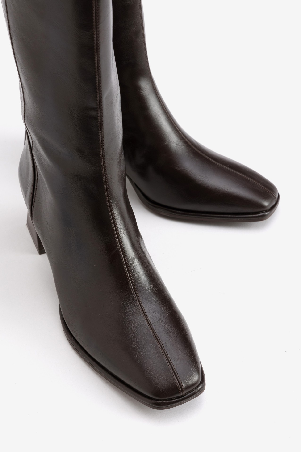 Bota alta marr�n oscuro