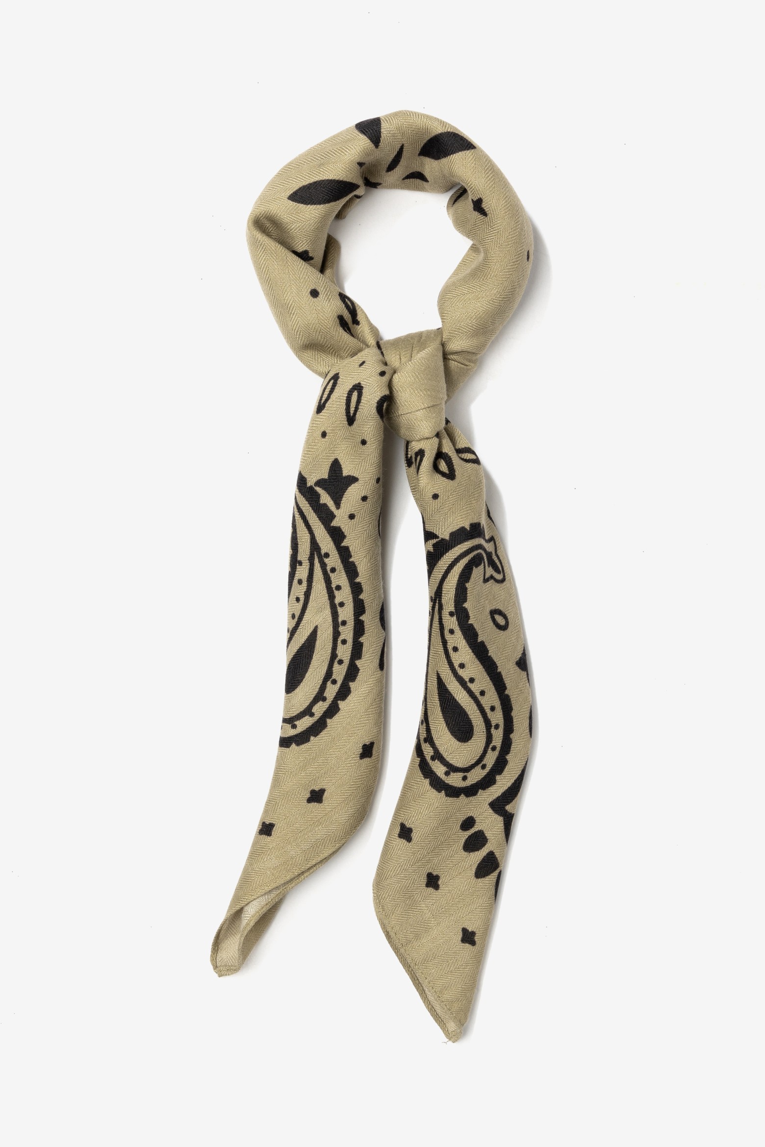 Len�o estampado verde claro