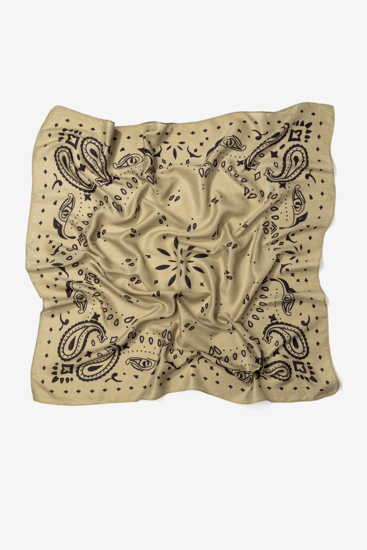 Len�o estampado verde claro