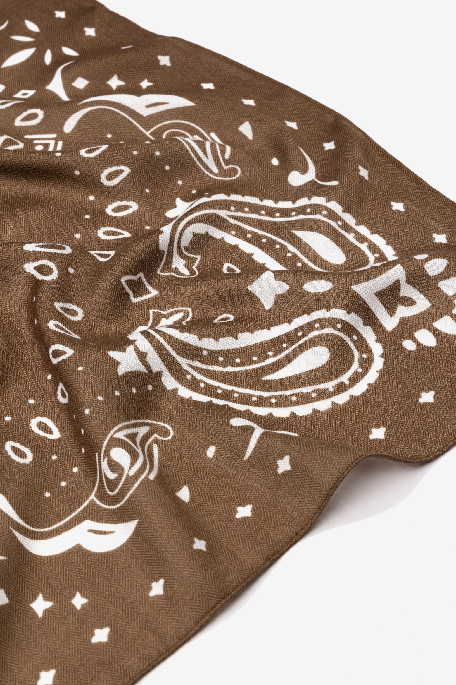Len�o castanho paisley