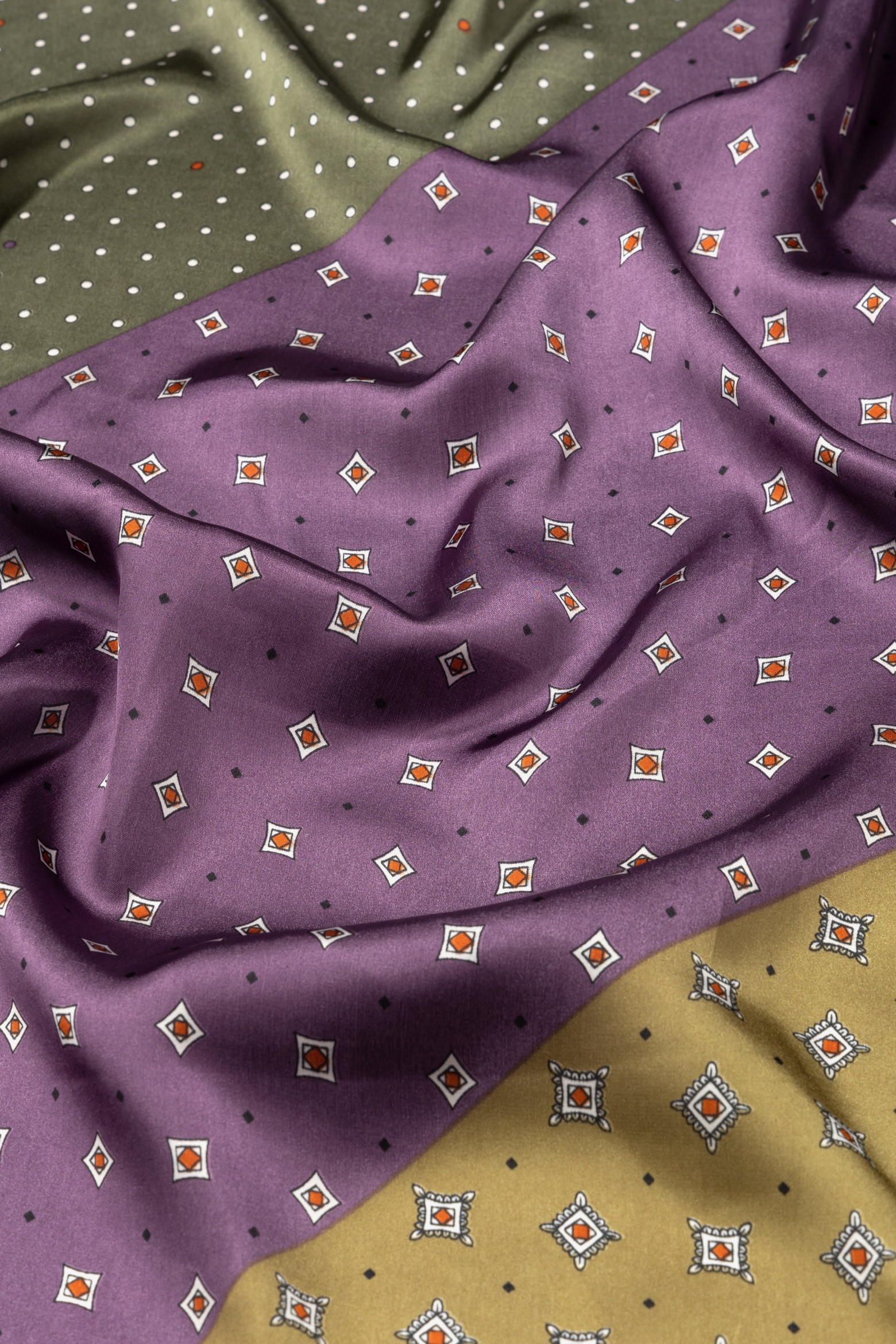 Len�o roxo estampado gr�fico