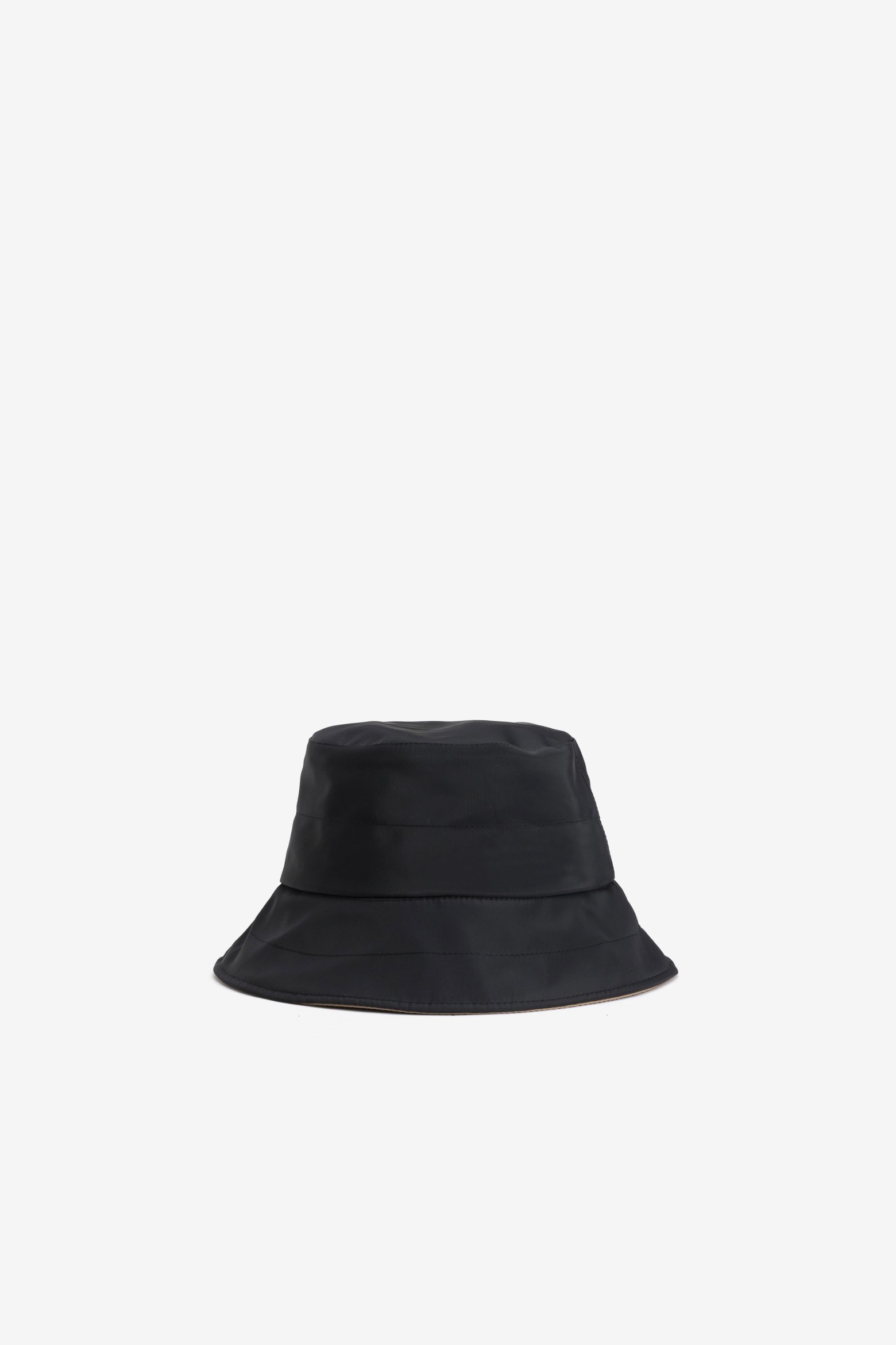 Bucket hat preto reversível