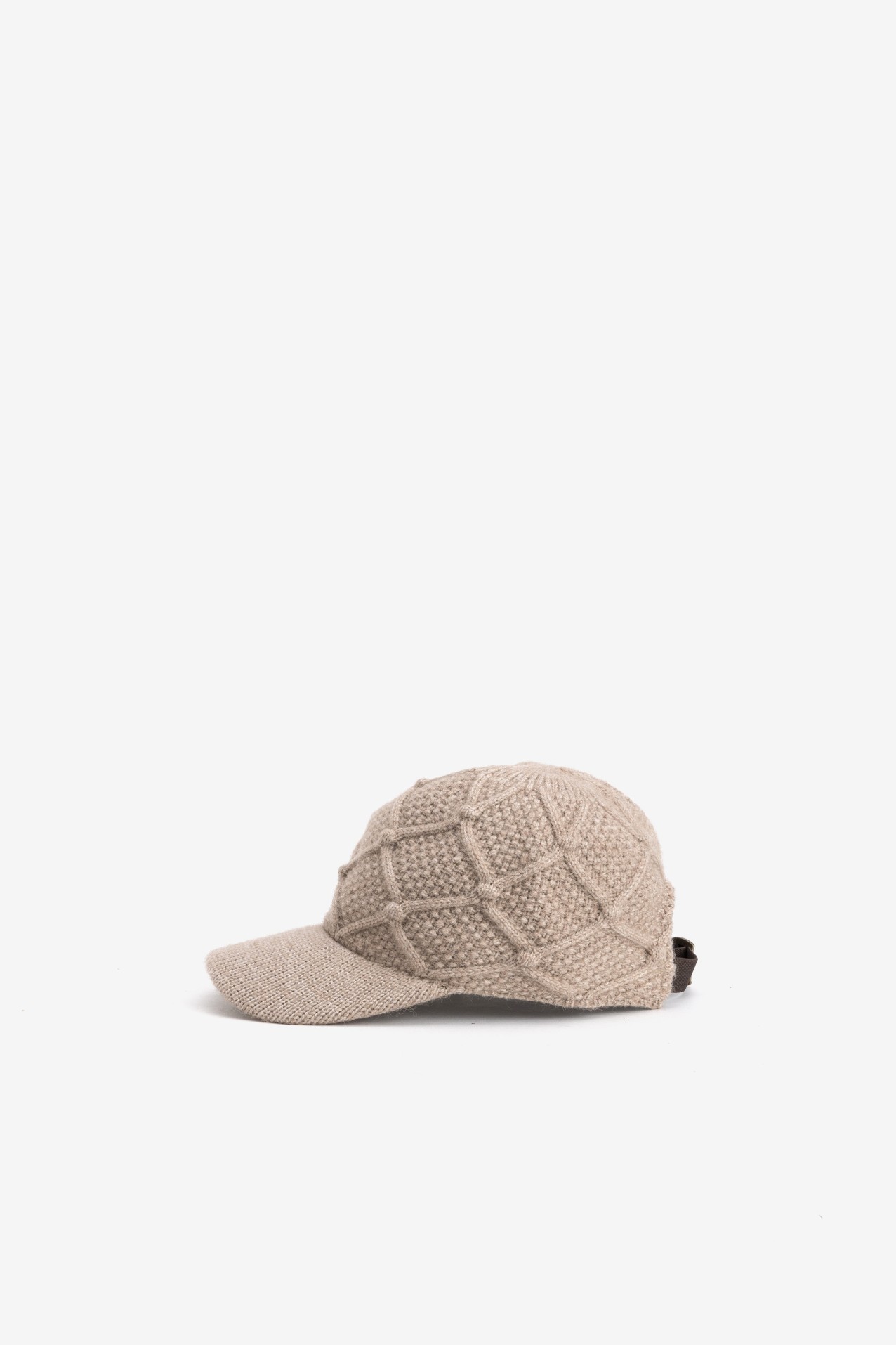 Chunky Knit Brown Cap