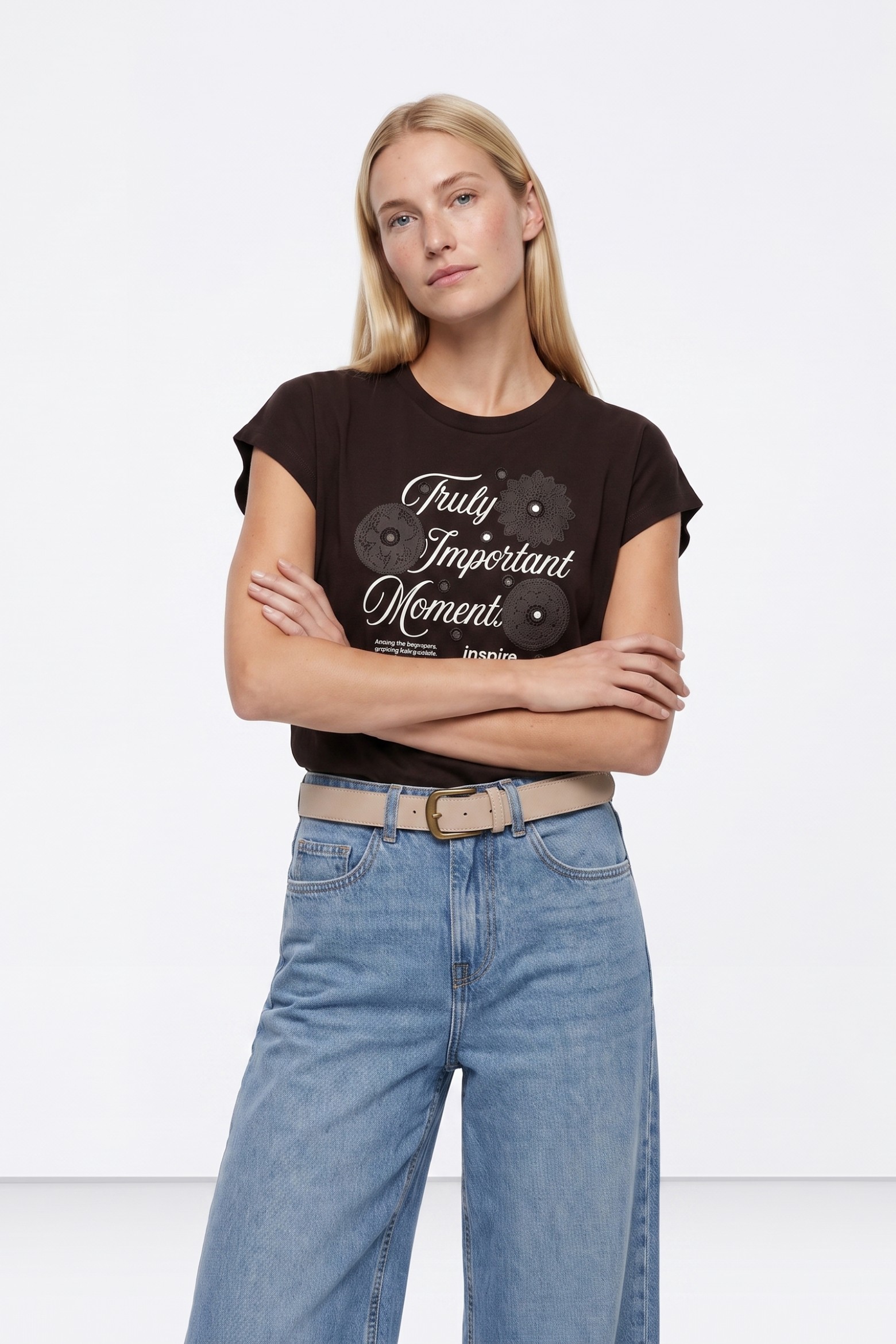Camiseta corta chocolate texto