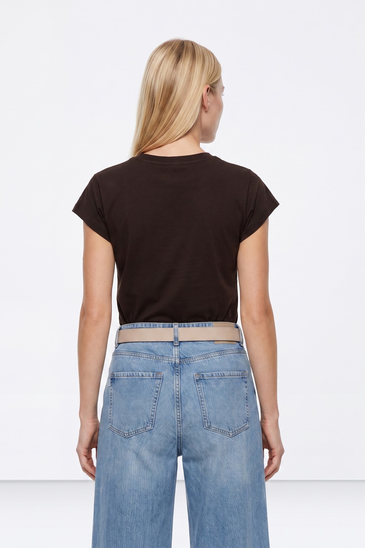 Camiseta corta chocolate texto
